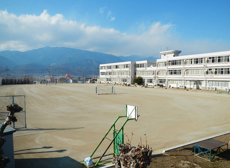 ふじみ野市立鶴ヶ丘小学校